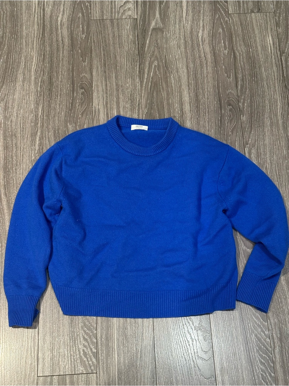 Aritzia merino wool sweater